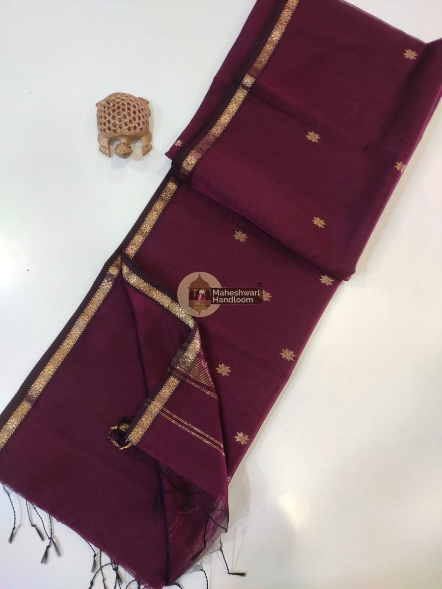 Maheshwari Wine Zari Butti Saree 06