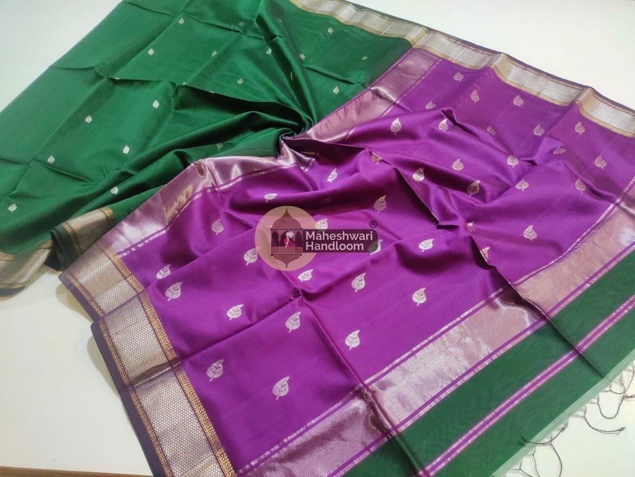 Exclusive Maheshwari Bottle Green Silver Butta-Butti Zari Border Saree 04