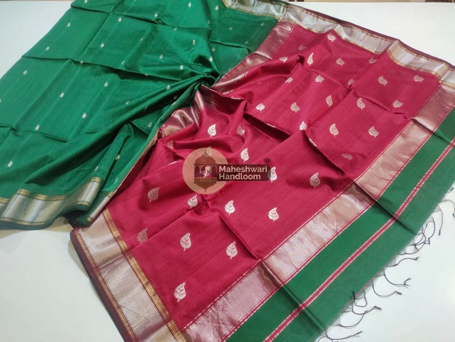 Exclusive Maheshwari Green Silver Butta-Butti Zari Border Saree 06