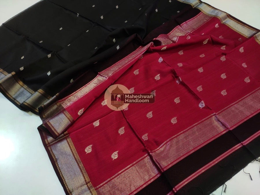 Exclusive Maheshwari Black Silver Butta-Butti Zari Border Saree 010