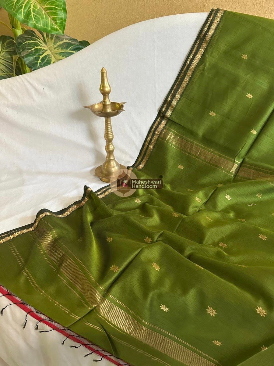 Maheshwari Mehendi Green Zari Butti Saree 011