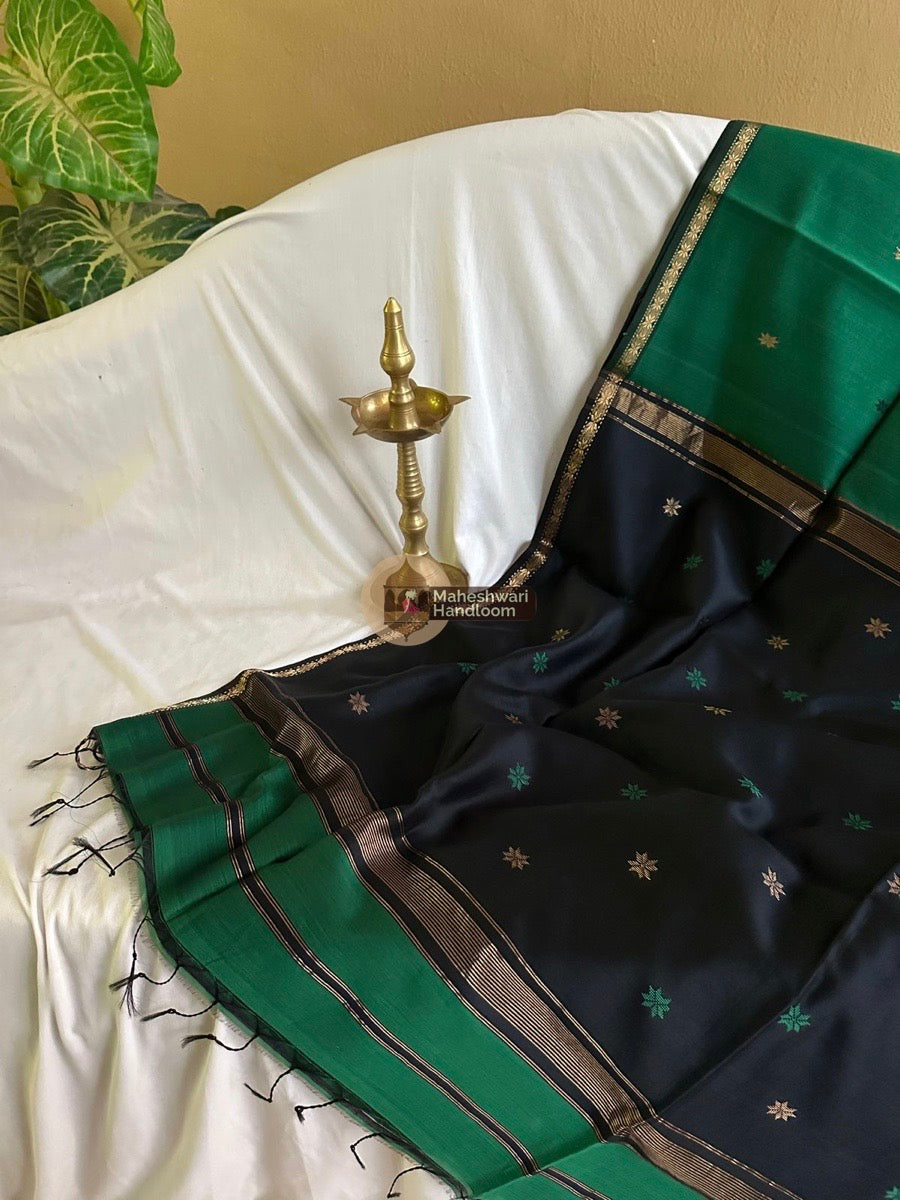 Maheshwari Green Zari Butti Saree 016