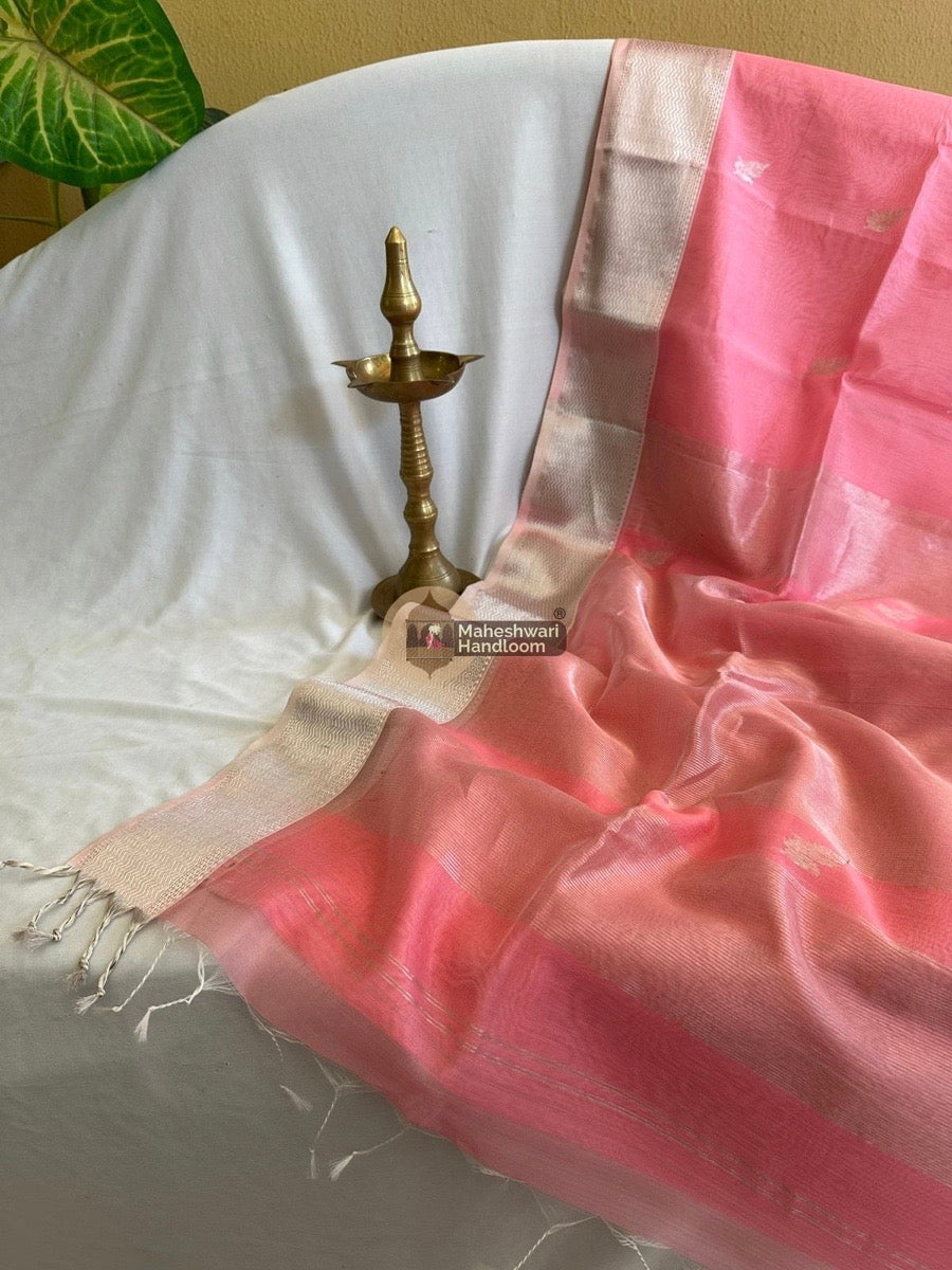 Maheshwari Pink Silver Butti Saree 03