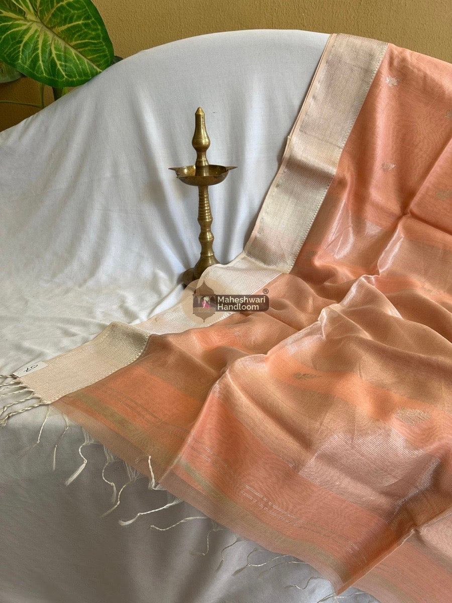 Maheshwari Peach Silver Butti Saree 07