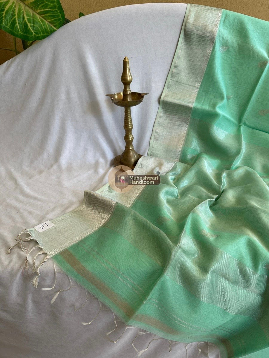 Maheshwari Light Aqua Green Silver Butti Saree 06