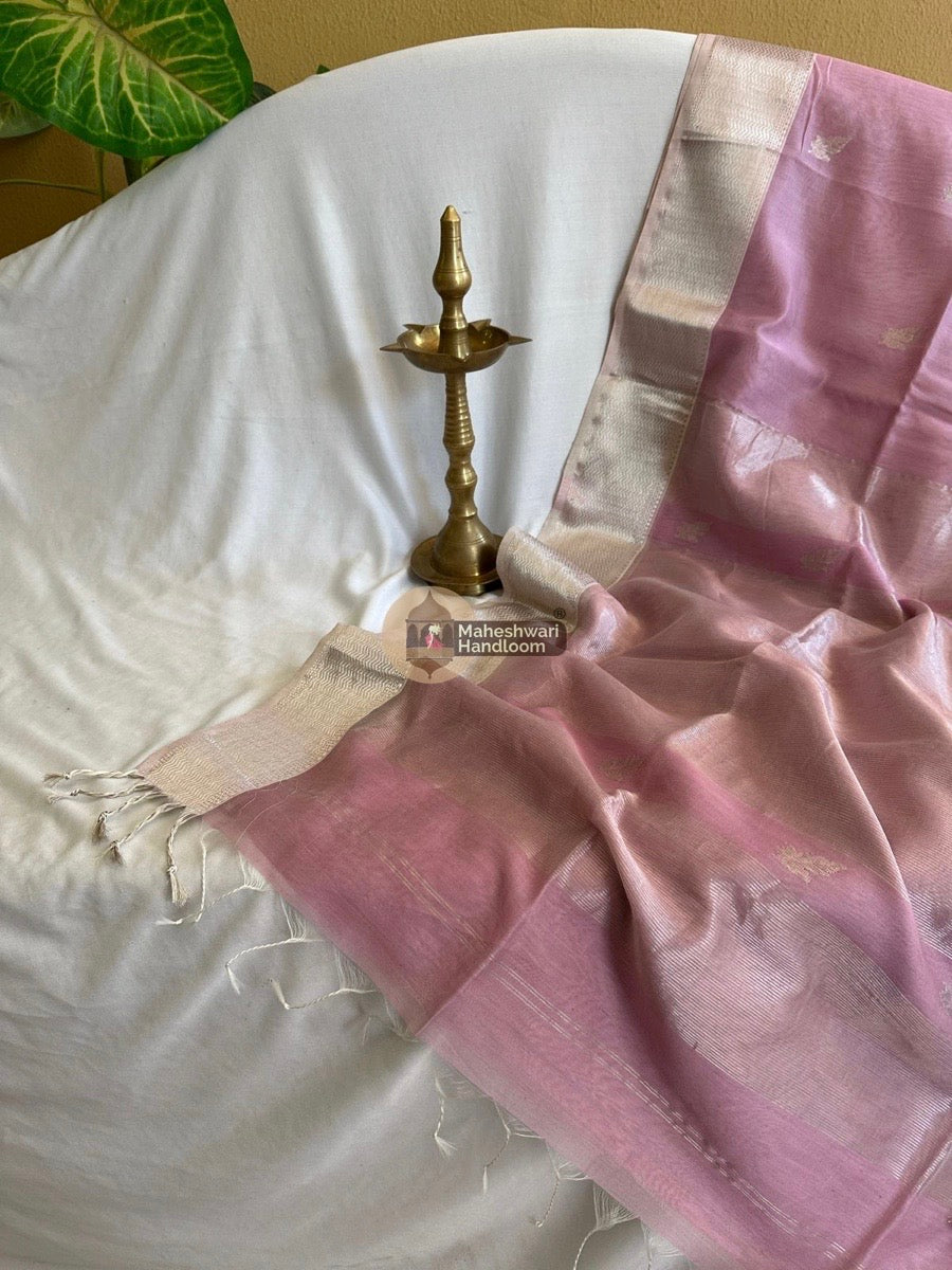 Maheshwari Onion Pink Silver Butti Saree 08
