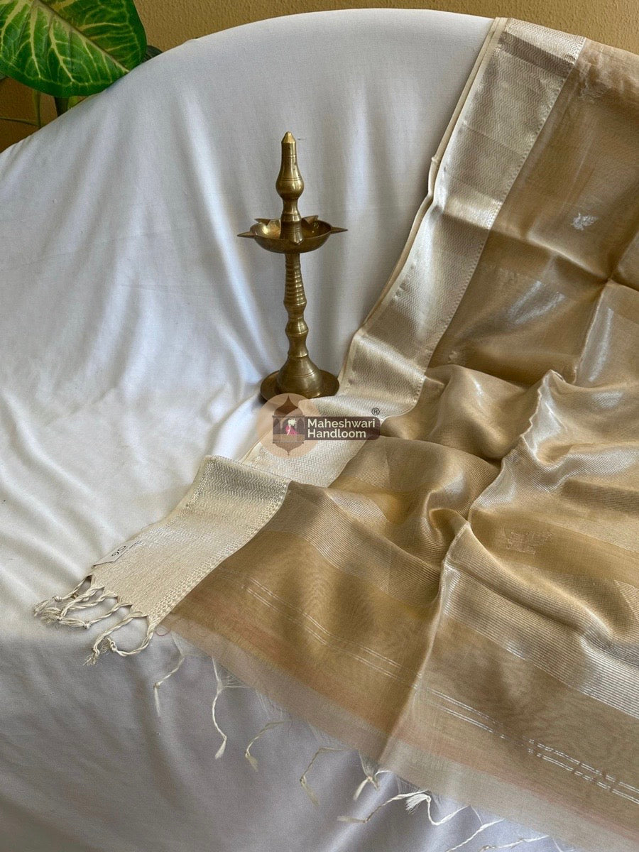 Maheshwari Beige Silver Butti Saree 012
