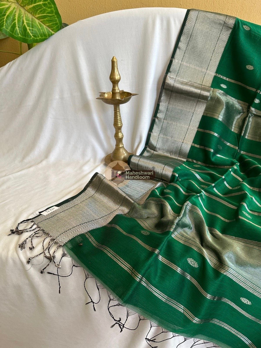 Maheshwari Green Silver Butti Saree 014