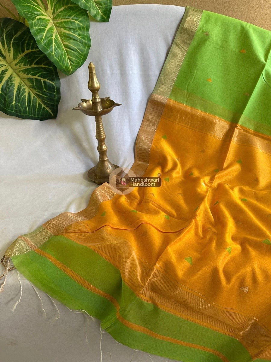 Maheshwari Pista Green Zari Butti Saree 05