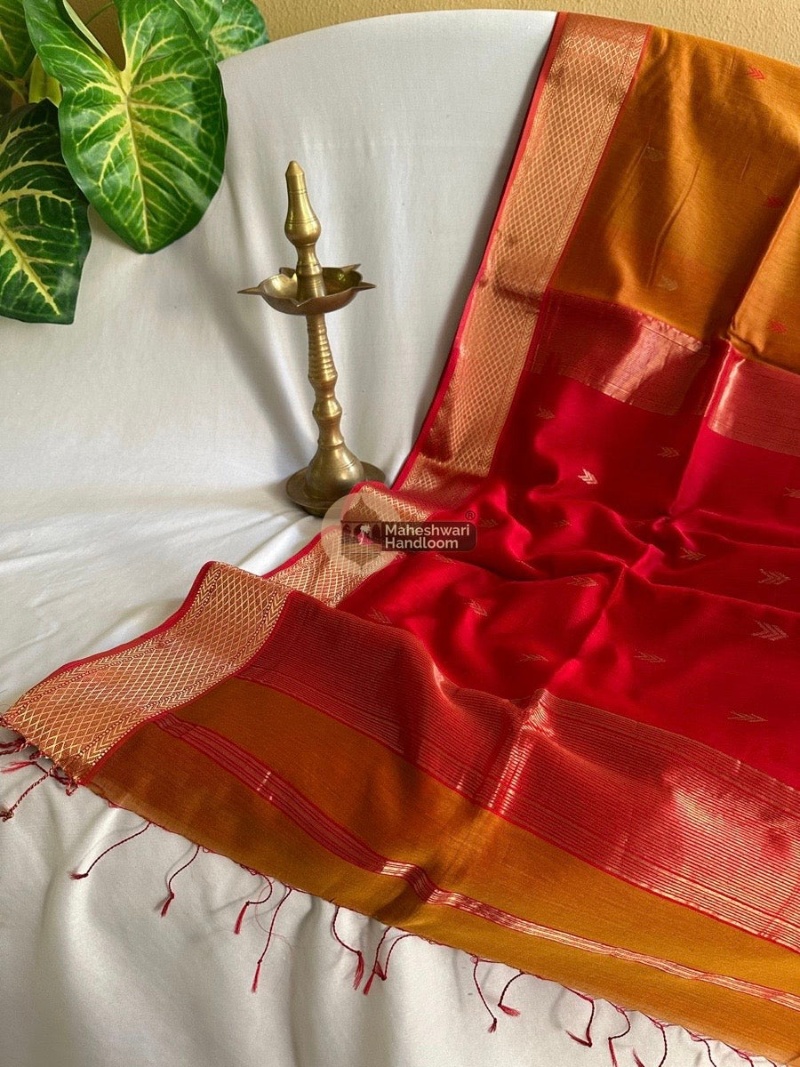 Maheshwari Mustard Zari Butti Saree 07