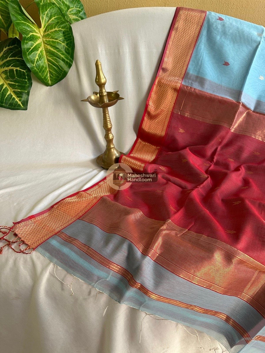 Maheshwari Sky Blue Zari Butti Saree 02