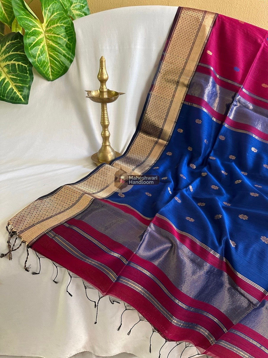 Magenta Zari Butti Maheshwari Saree 020