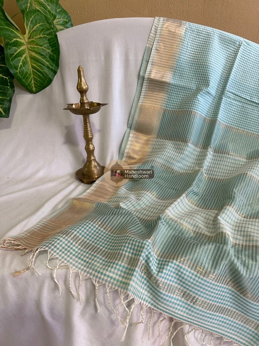 Maheshwari Sea Green Self Checks Saree 012