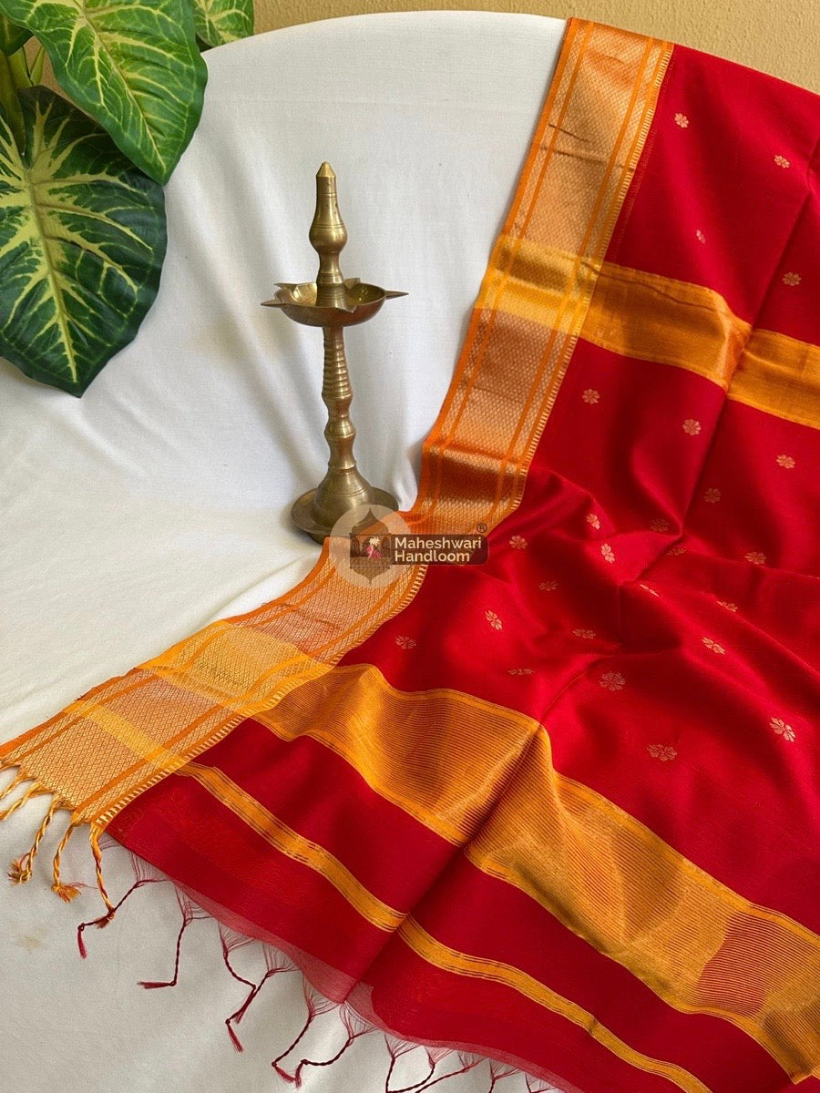 Maheshwari Red Zari Butti Saree 01