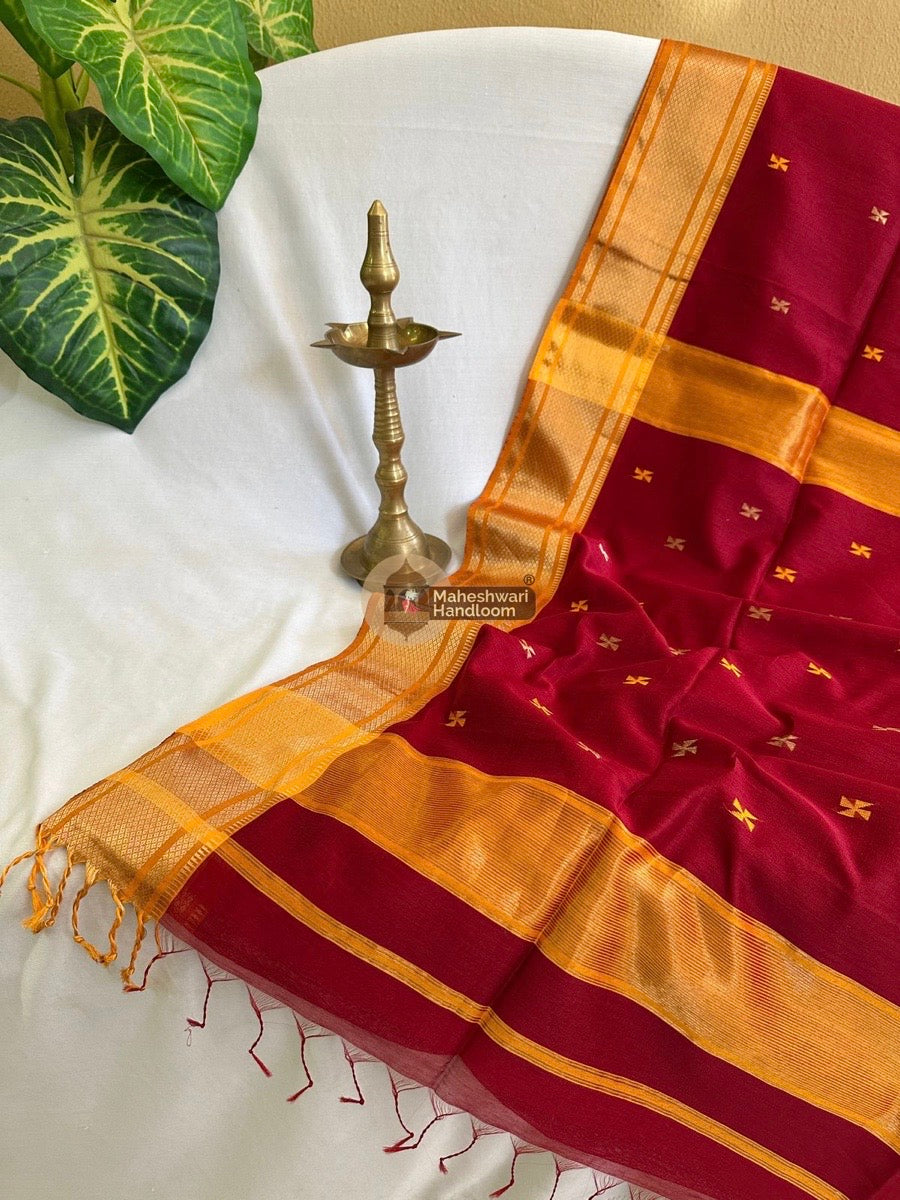 Maheshwari Dark Red Zari Butti Saree 019