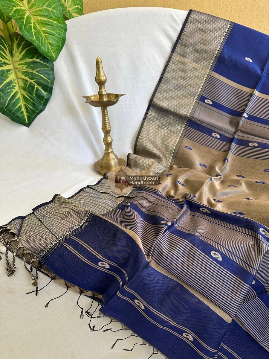 Maheshwari Navy Blue Resham Butti Saree 06