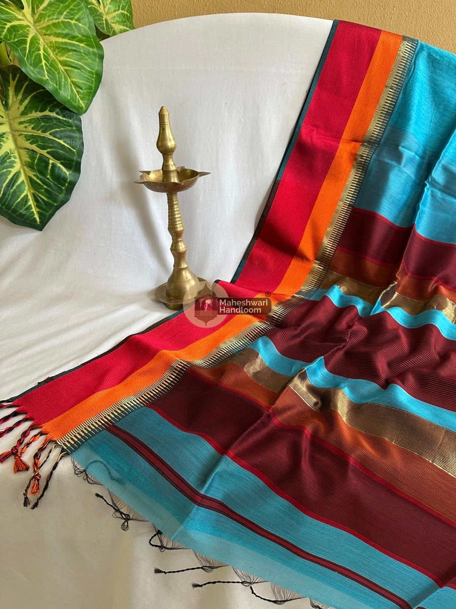 Maheshwari Sky Blue Multicolor Border Saree 07