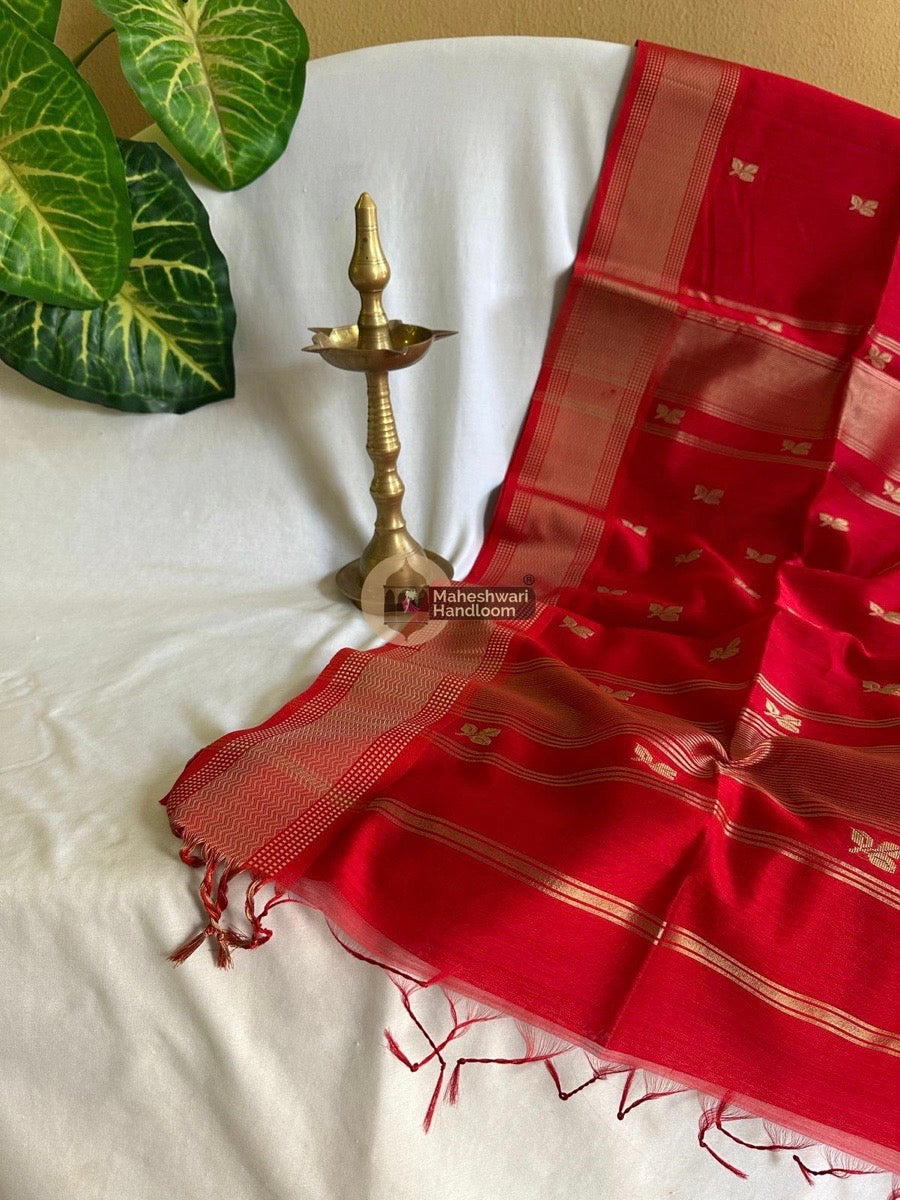 Maheshwari Red Resham Thread Butti Saree 026