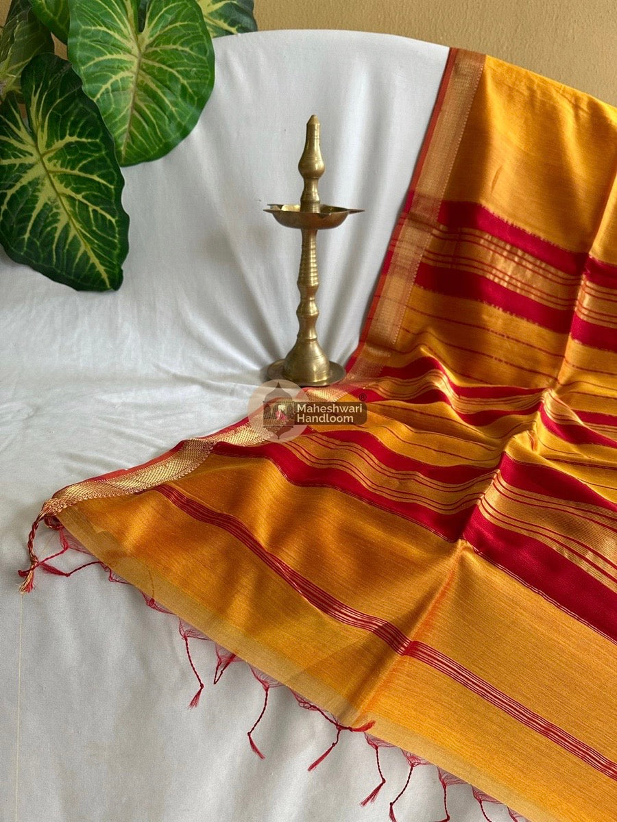 Maheshwari Mustard Yellow Gicha Pallu Saree 025