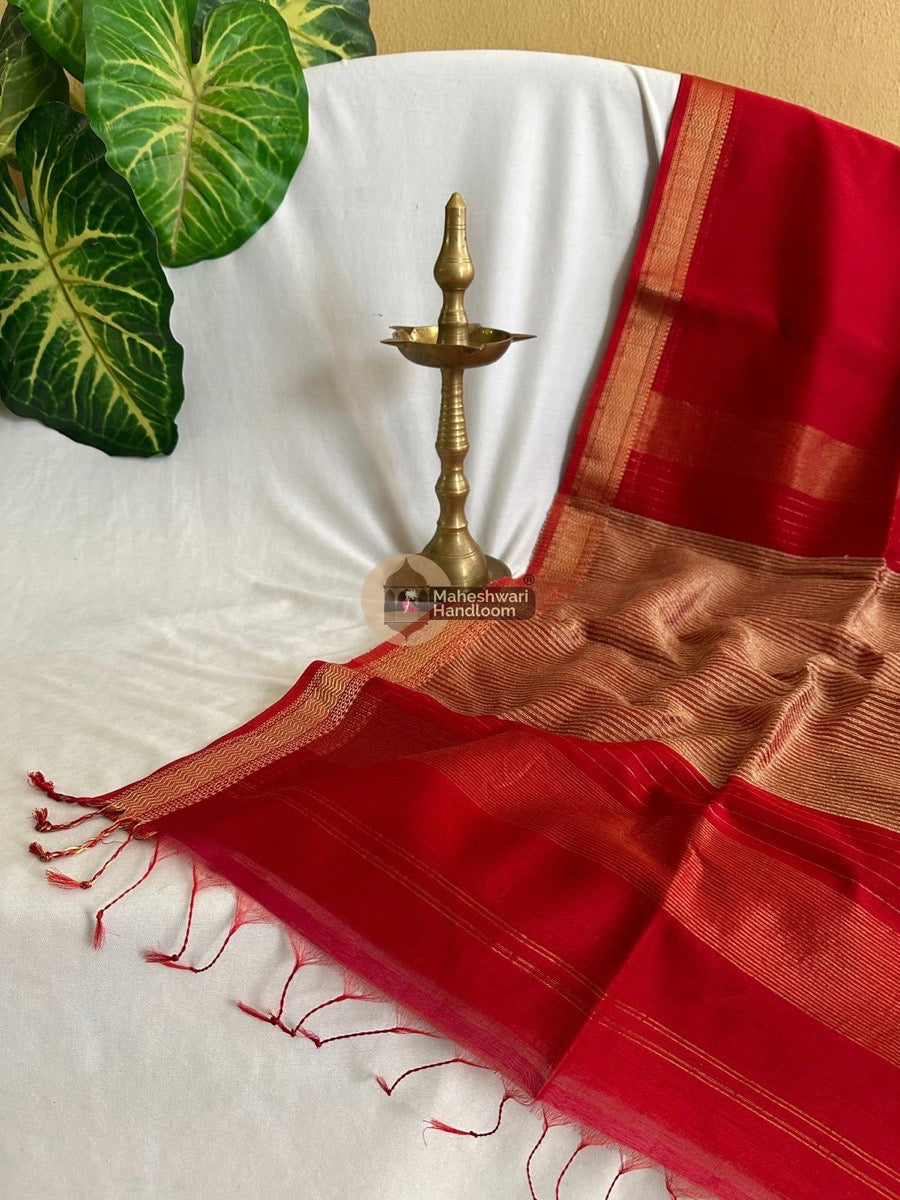 Maheshwari Red Gicha Pallu Saree 021