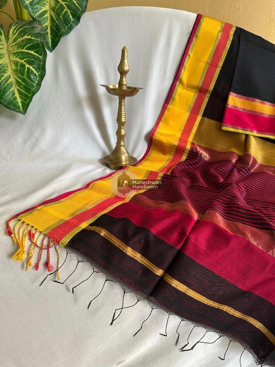 Maheshwari Black Ganga Jamuna Rewa Border Saree 022