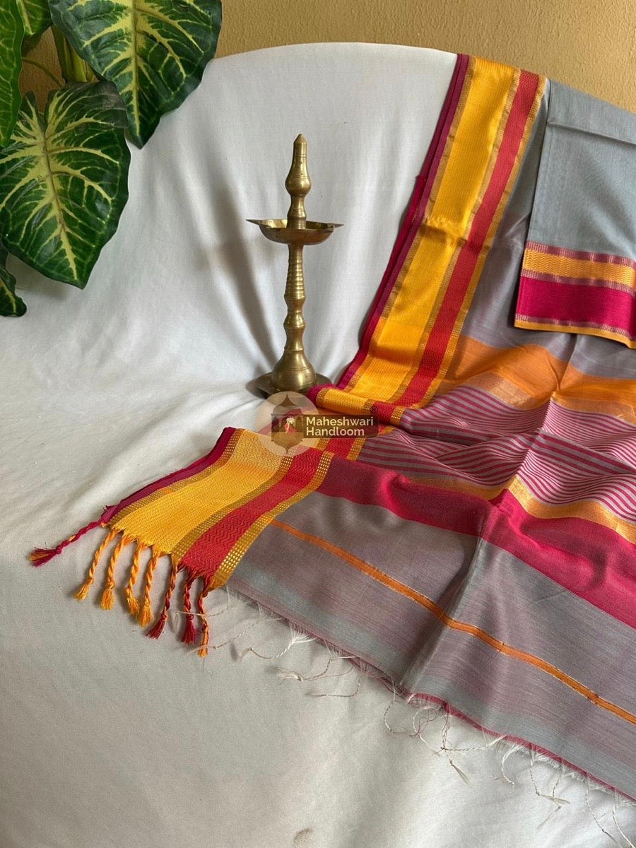 Maheshwari Grey Ganga Jamuna Rewa Border Saree 011