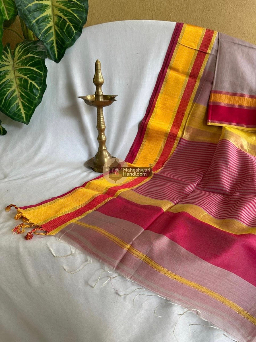 Maheshwari Light Onion Ganga Jamuna Rewa Border Saree 07