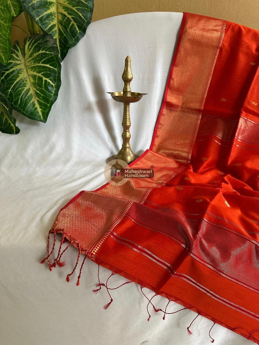 Maheshwari Orange Zari Skirt Butti Saree 02