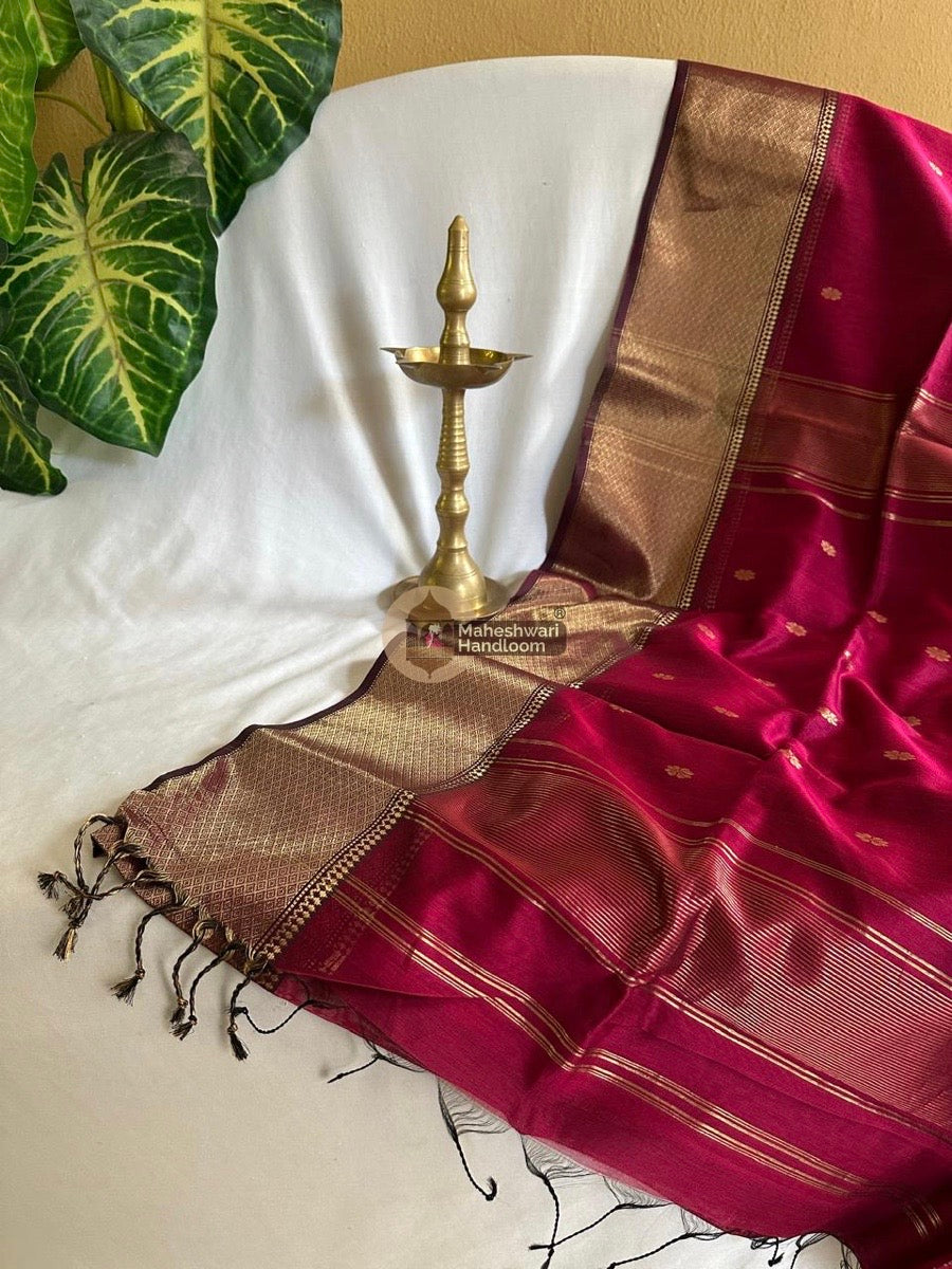 Maheshwari Magenta Zari Skirt Butti Saree 039