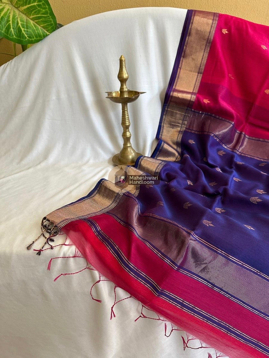 Maheshwari Magenta Zari Butti Saree 01