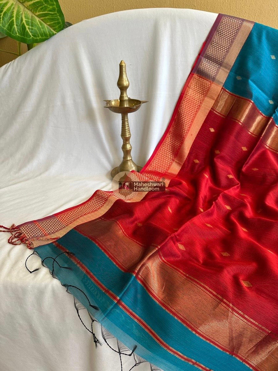 Maheshwari Sky Blue Zari Butti Saree 04