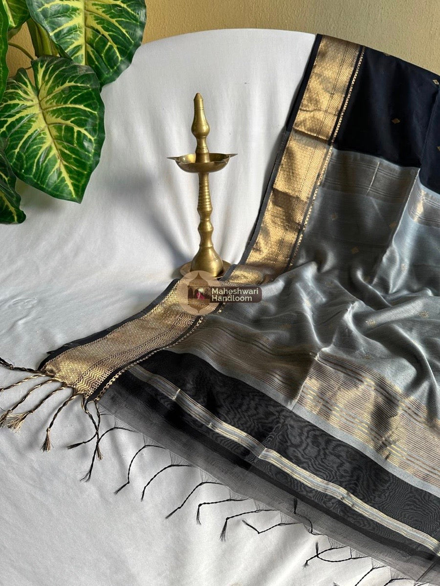 Maheshwari Black Zari Butti Saree 24