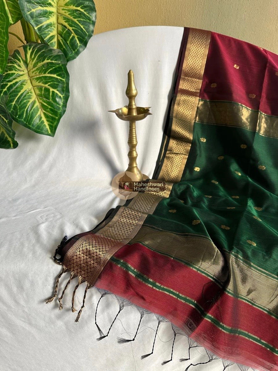 Maheshwari Maroon Zari Butti Saree 26