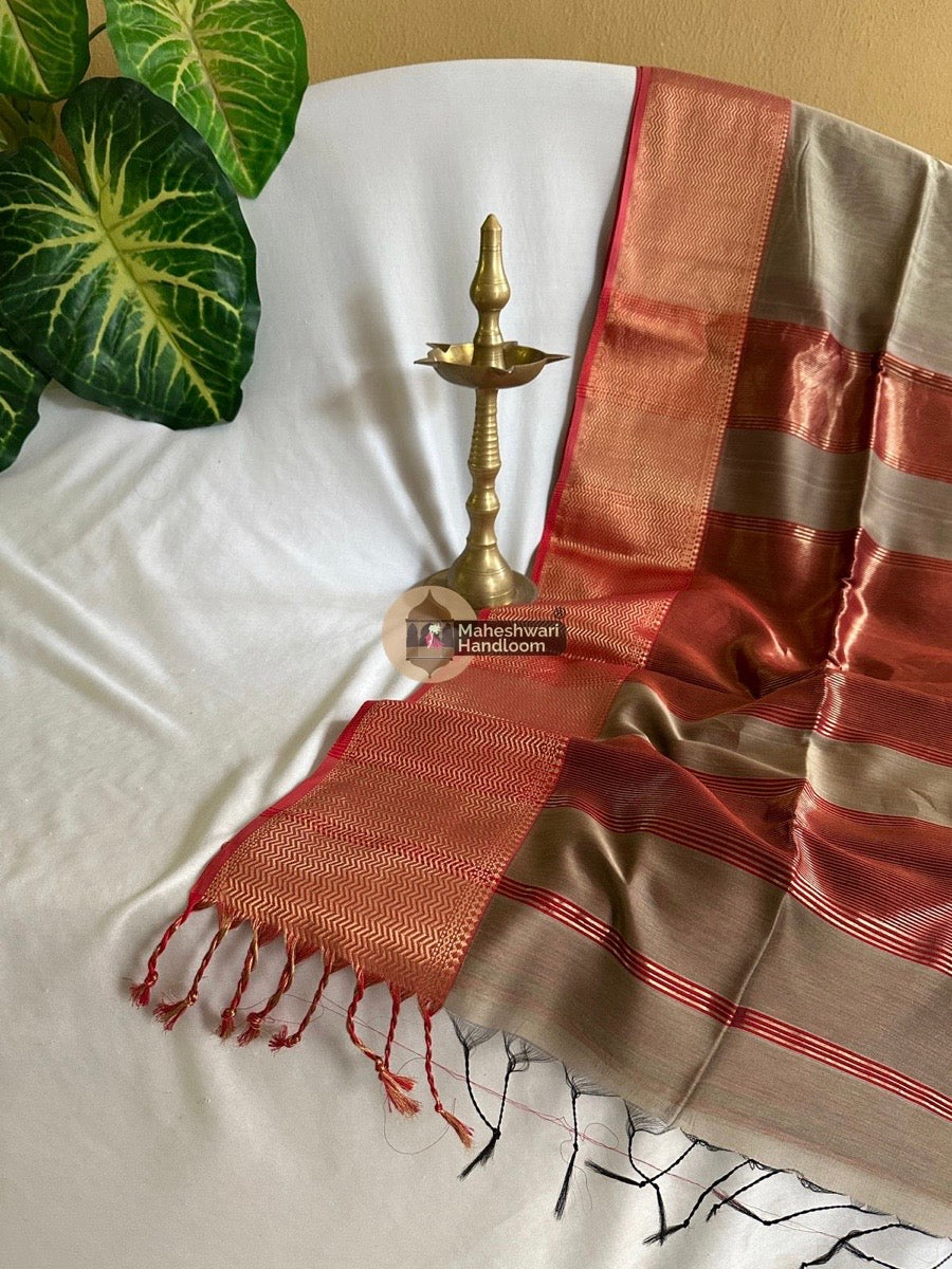 Maheshwari Beige Zari Skirt Saree 018