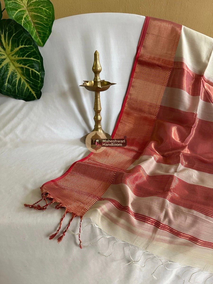 Maheshwari Off White Zari Skirt Saree 020