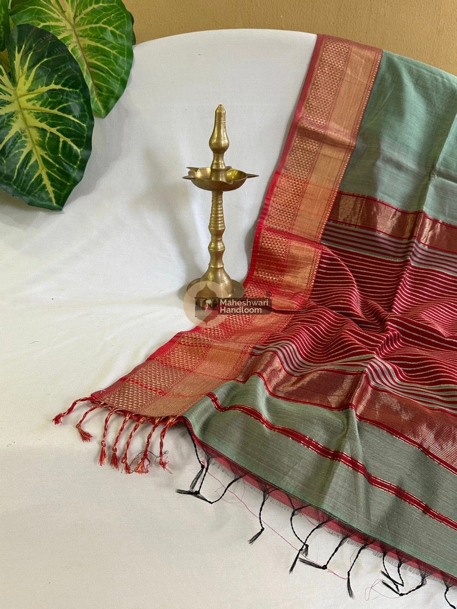 Maheshwari Light Aqua Green Zari Chatai Border Saree 01