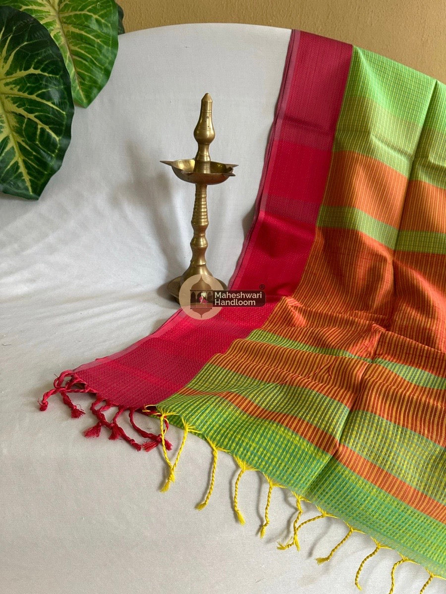 Maheshwari Parrot Green Resham Thread Border Saree 01