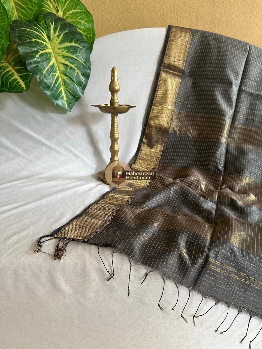 Grey Zari Checks Saree 0143