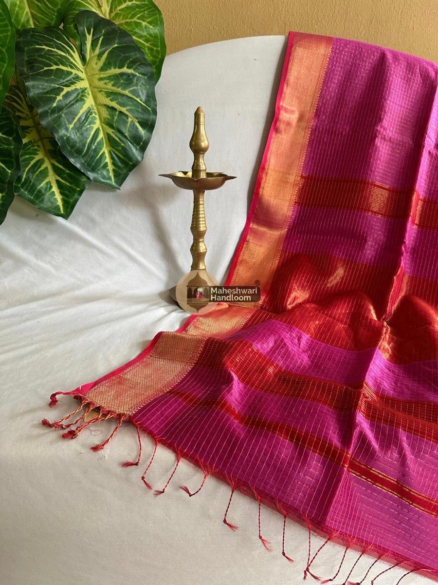 Magenta Zari Checks Saree 0148