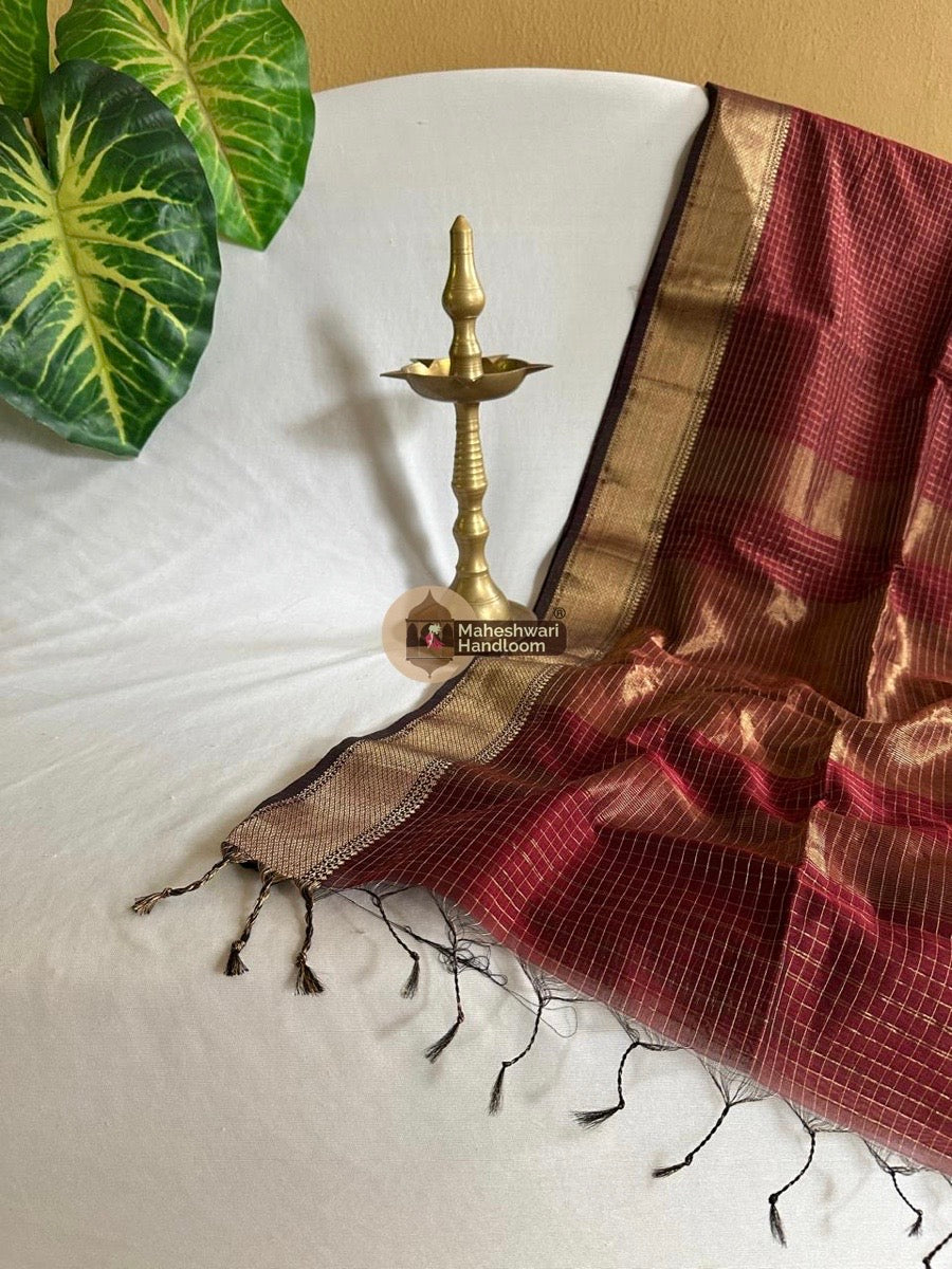 Maroon Zari Checks Saree 0118