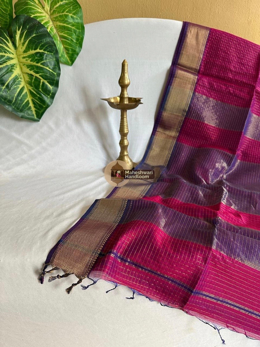 Magenta Zari Checks Saree 0123