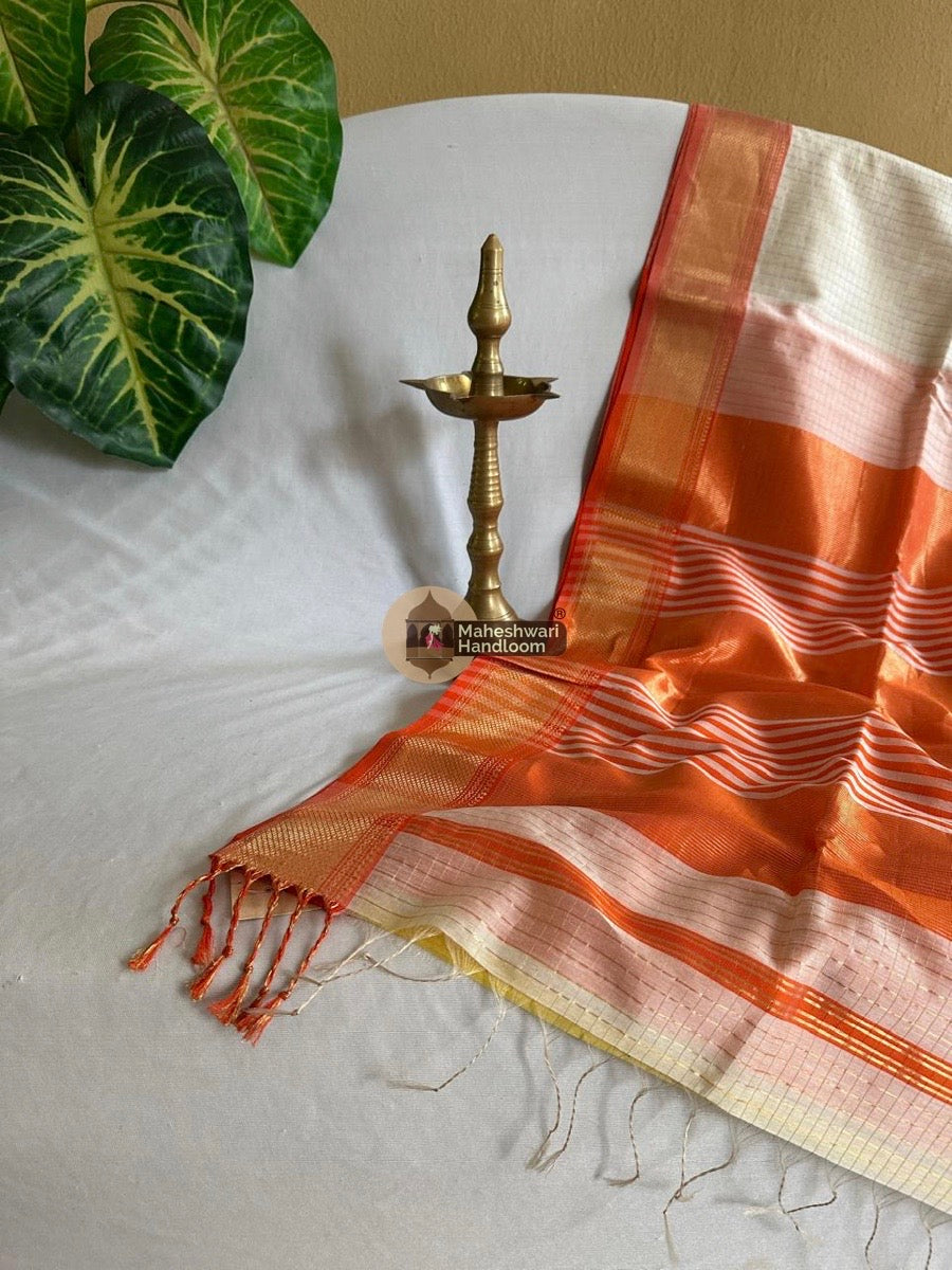 Off White Zari Checks Saree 0101