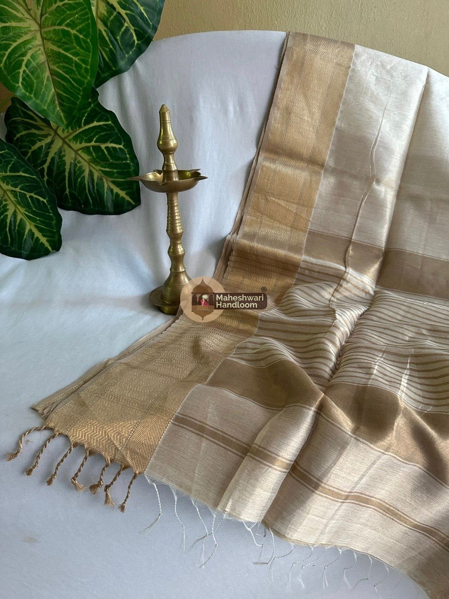 Maheshwari Off White Tissue Silk Saree 02