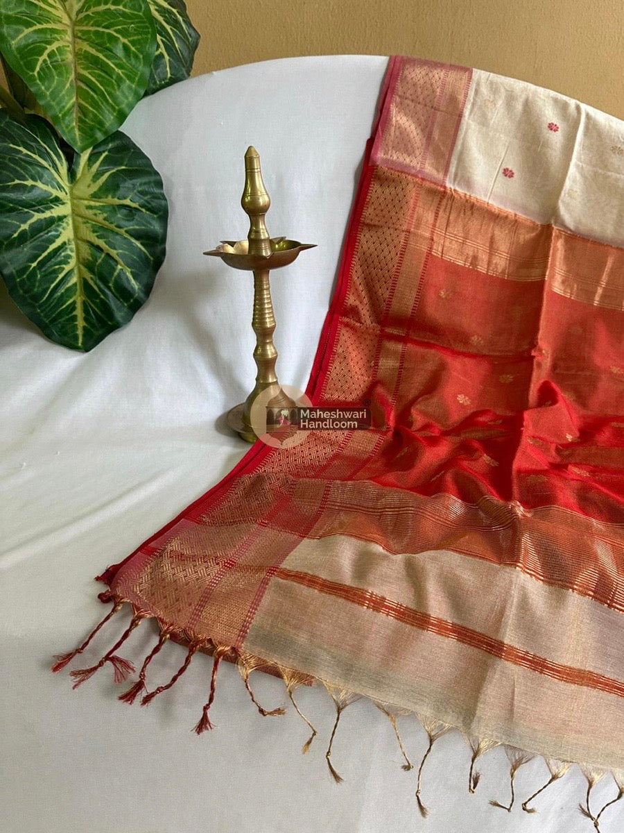 Maheshwari Off White Tissue Butti Saree 04