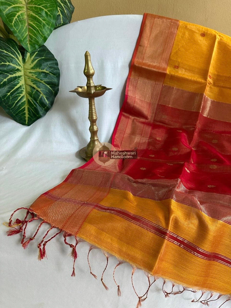 Maheshwari Turmeric Yellow Tissue Butti Saree 05