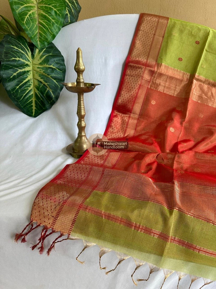 Maheshwari Parrot Green Tissue Butti Saree 014