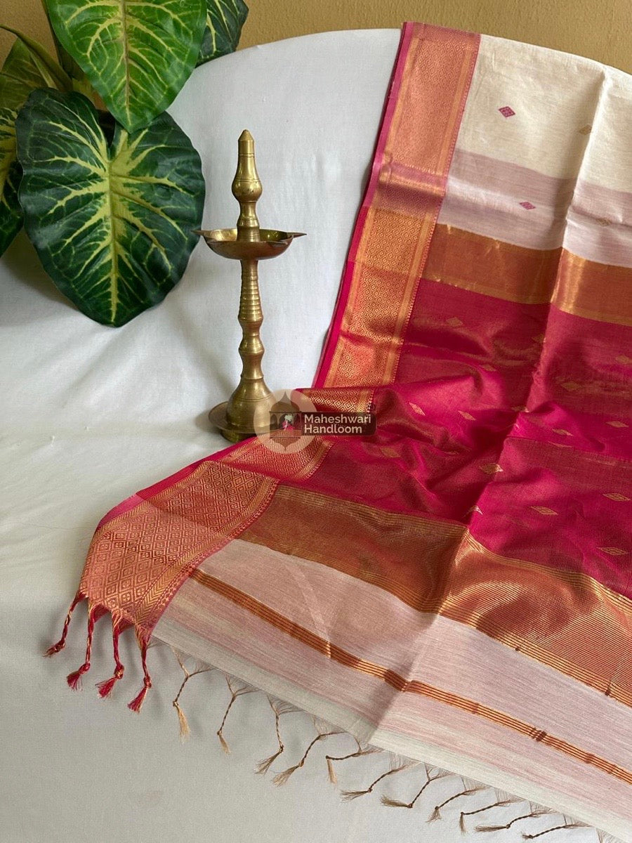 Maheshwari White Tissue Butti Saree 016