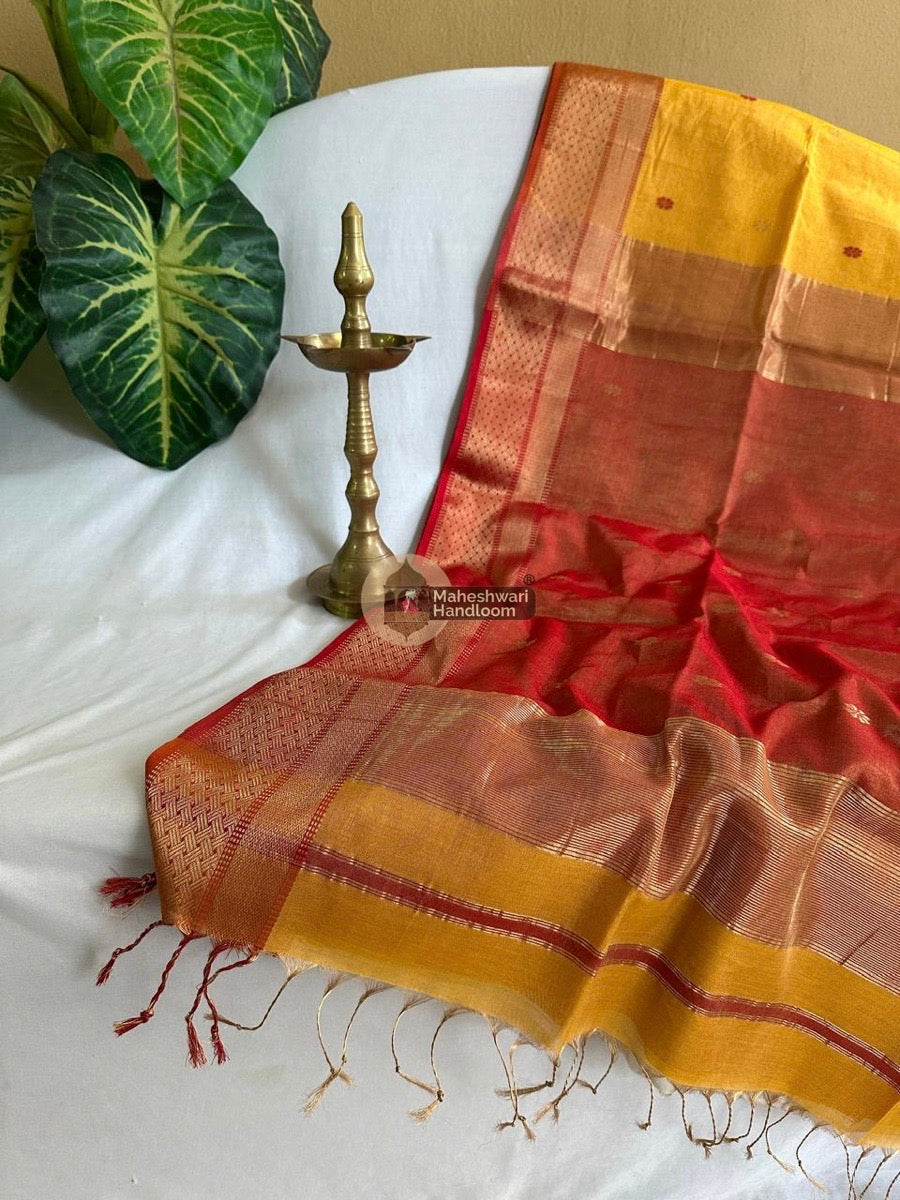 Maheshwari Yellow Tissue Butti Saree 026