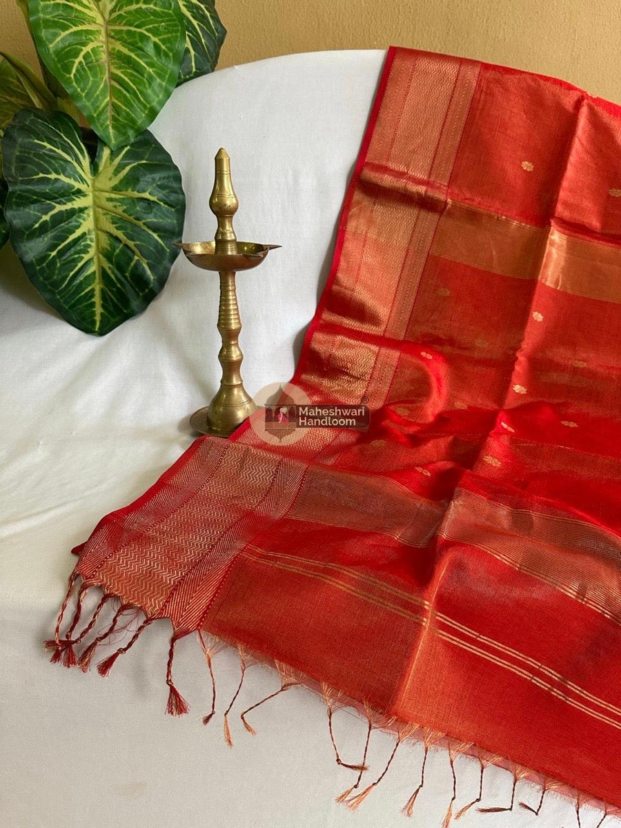 Maheshwari Red Tissue Butti Saree 020
