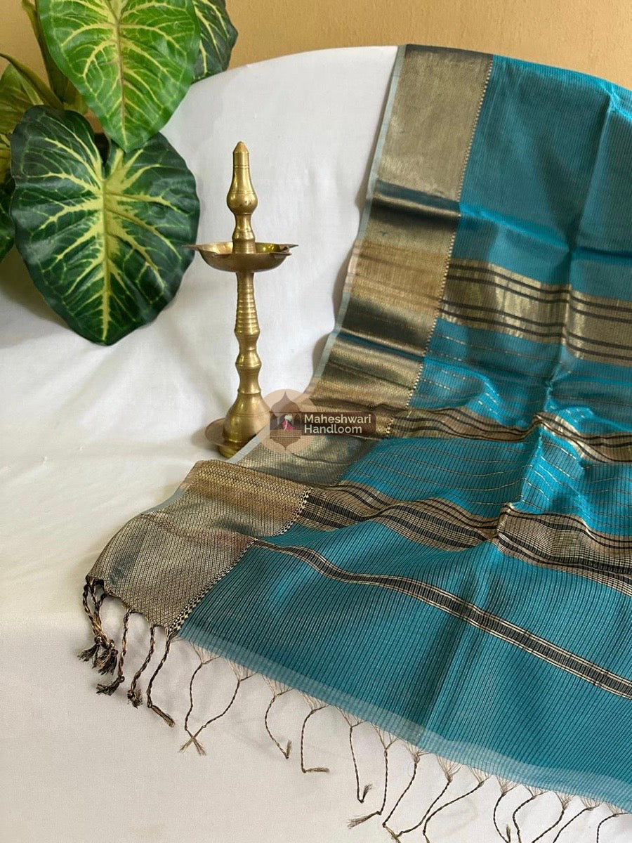 Maheshwari Peacock Blue Tissue Silk Saree 017